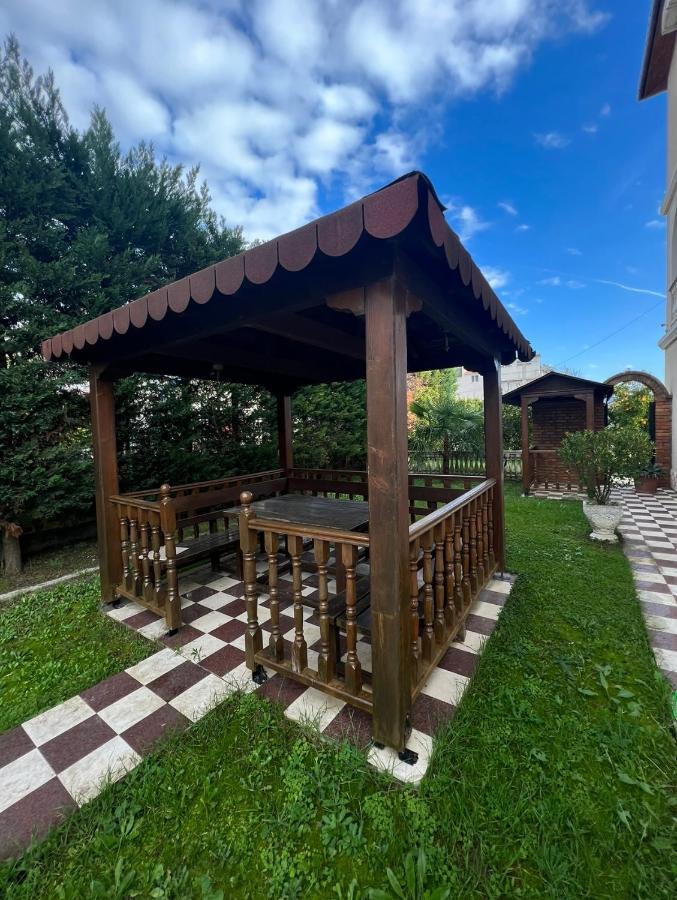 Guest House Pulake Berat Exteriér fotografie