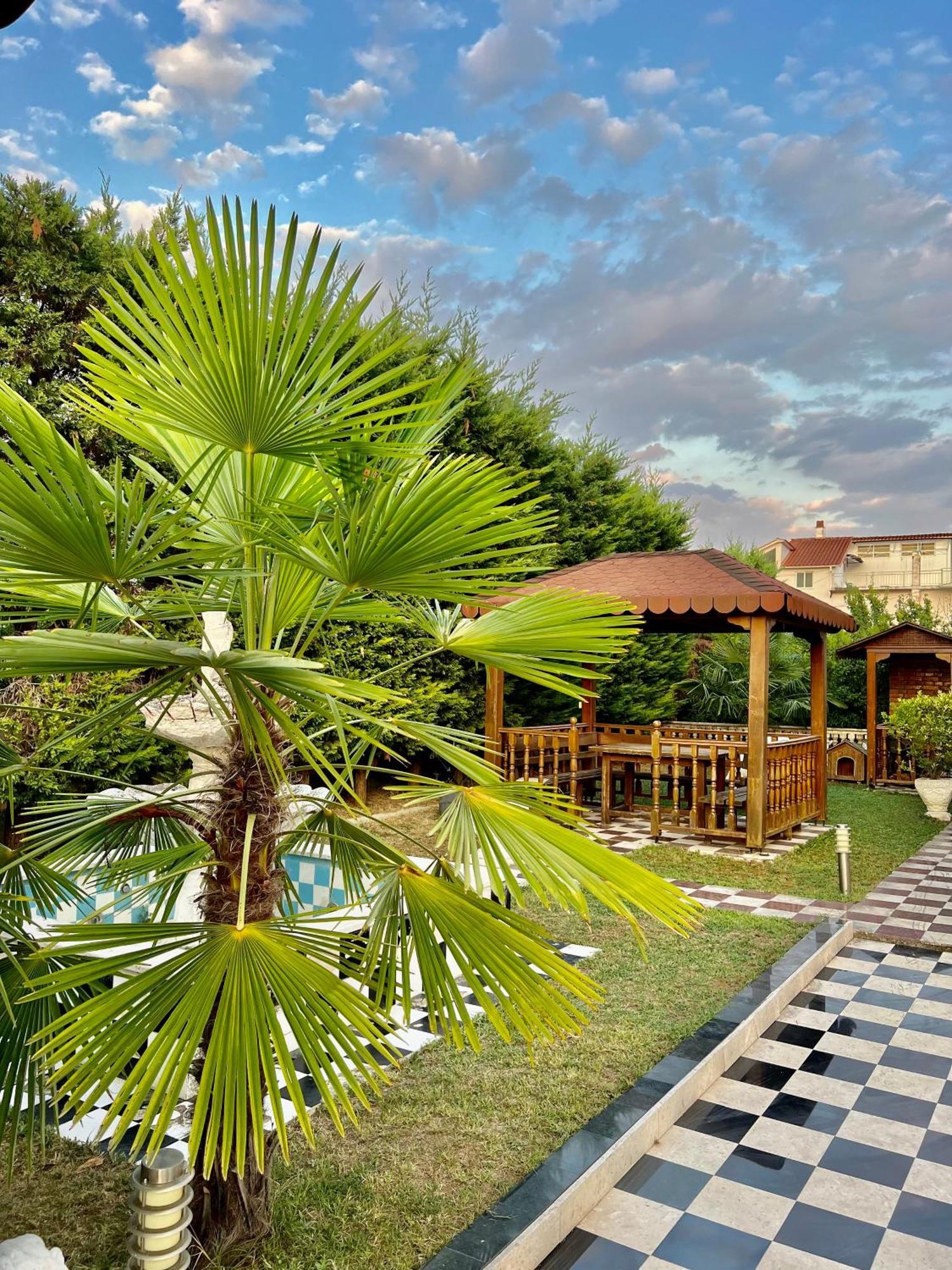 Guest House Pulake Berat Exteriér fotografie